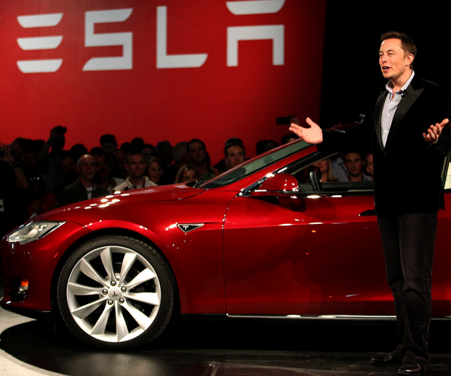Elon Musk, creador de los carros eléctricos Tesla,