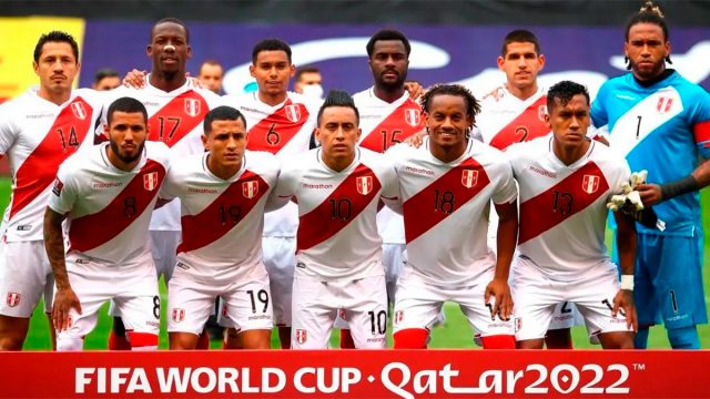 ntegrantes de la selección de fútbol peruano