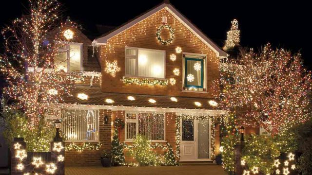 Consejos para realizar un correcto uso de las luces de Navidad.